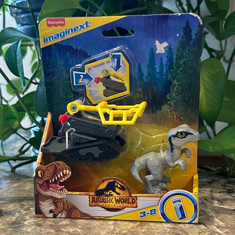 Imaginext Jurassic World Dominion Baby Beta toy snare Velociraptor   Dinosaur